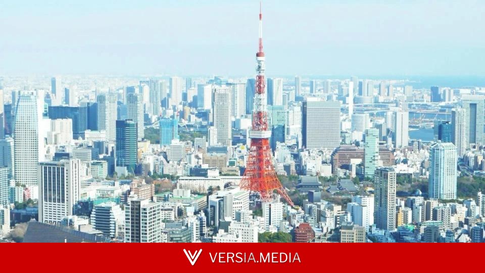 Live markets: Japan's collapsing yen is pushing companies into bitcoin and XRP