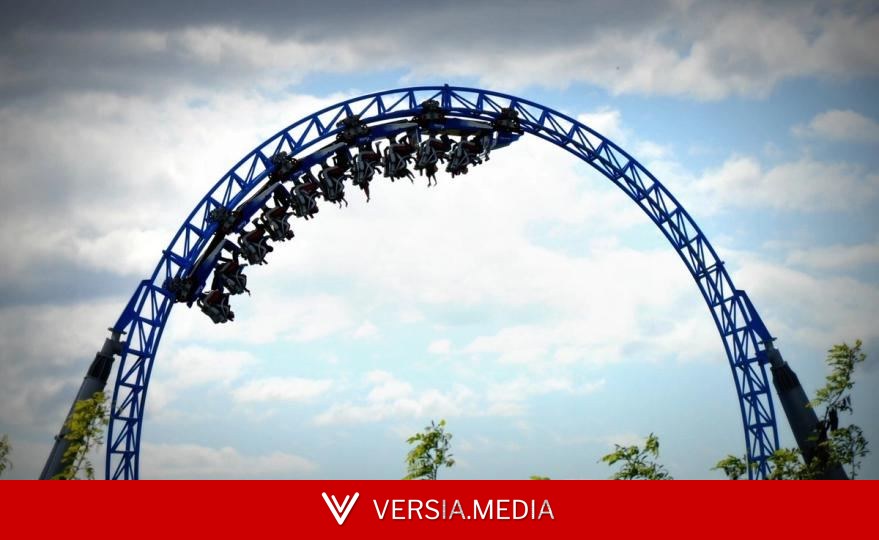 Live markets: Bitcoin pops to $63,900, then reverses, as week begins